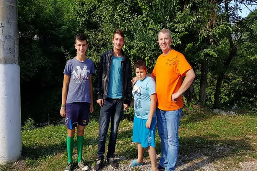 Cei trei băieți ai Violetei