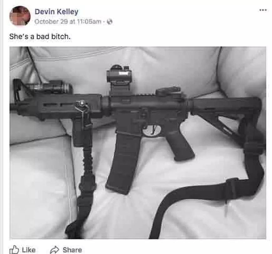 Ce fotografie a postata autorul masacrului din Texas pe Facebook