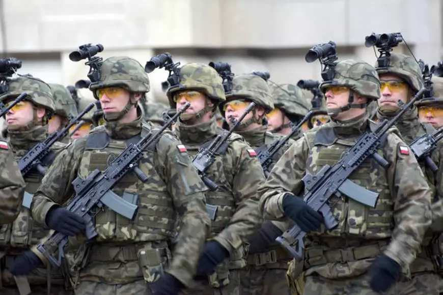 FOTOREPORTAJ | Cum a arătat repetiția generală pentru parada militară de 1 Decembrie