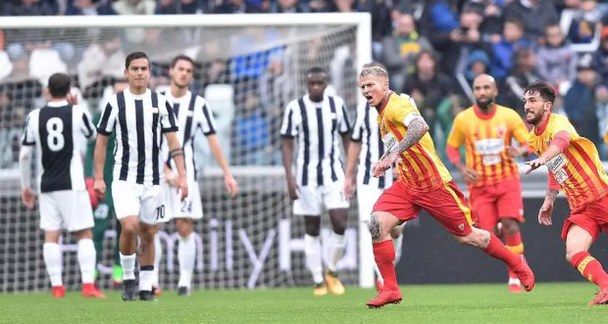 Italia, etapa 12: Inter și Napoli, remize. Juve a bătut greu. Recordul lui AS Roma. Diluviu și meci anulat la Roma. Victorie pentru Milan / VIDEO