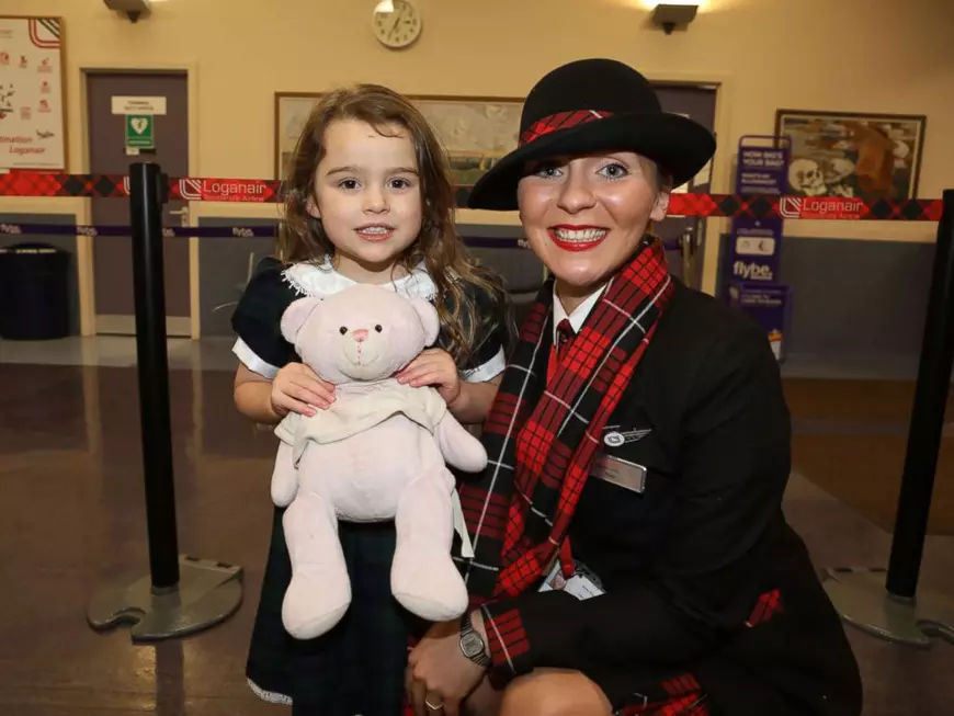 Un ursuleț de pluș a călătorit sute de kilometri pentru a se întâlni cu fetița de 4 ani care l-a pierdut în aeroport