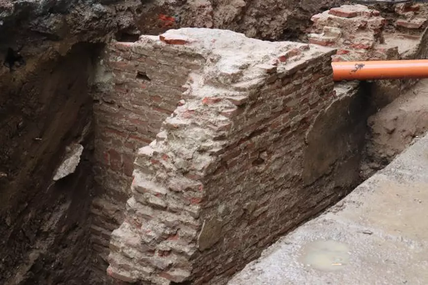 săpături arheologice în curtea Universității din București