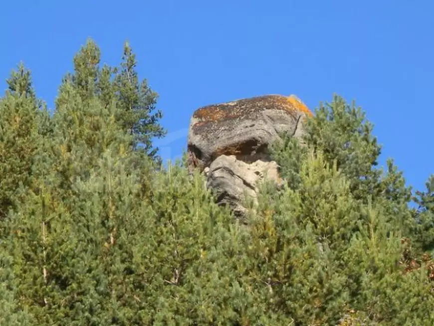 Câți sfincși sunt în România. Creațiile bizare ale naturii și legendele lor