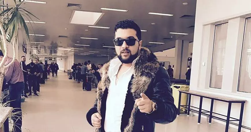 Moda maneliștilor suferă mutații extravagante! Tzanka Uraganul readuce blănurile în actualitate