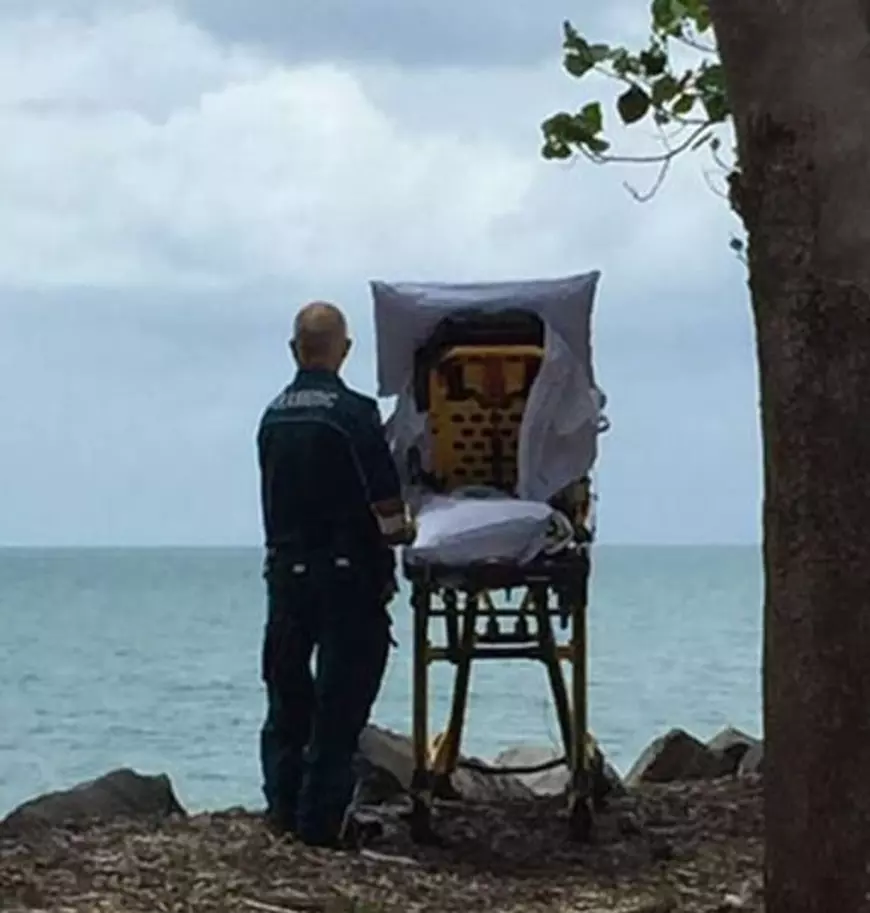 FOTO | Ultima dorință a unei femei aflate pe moarte, împlinită de doi paramedici: "Acum totul este bine"