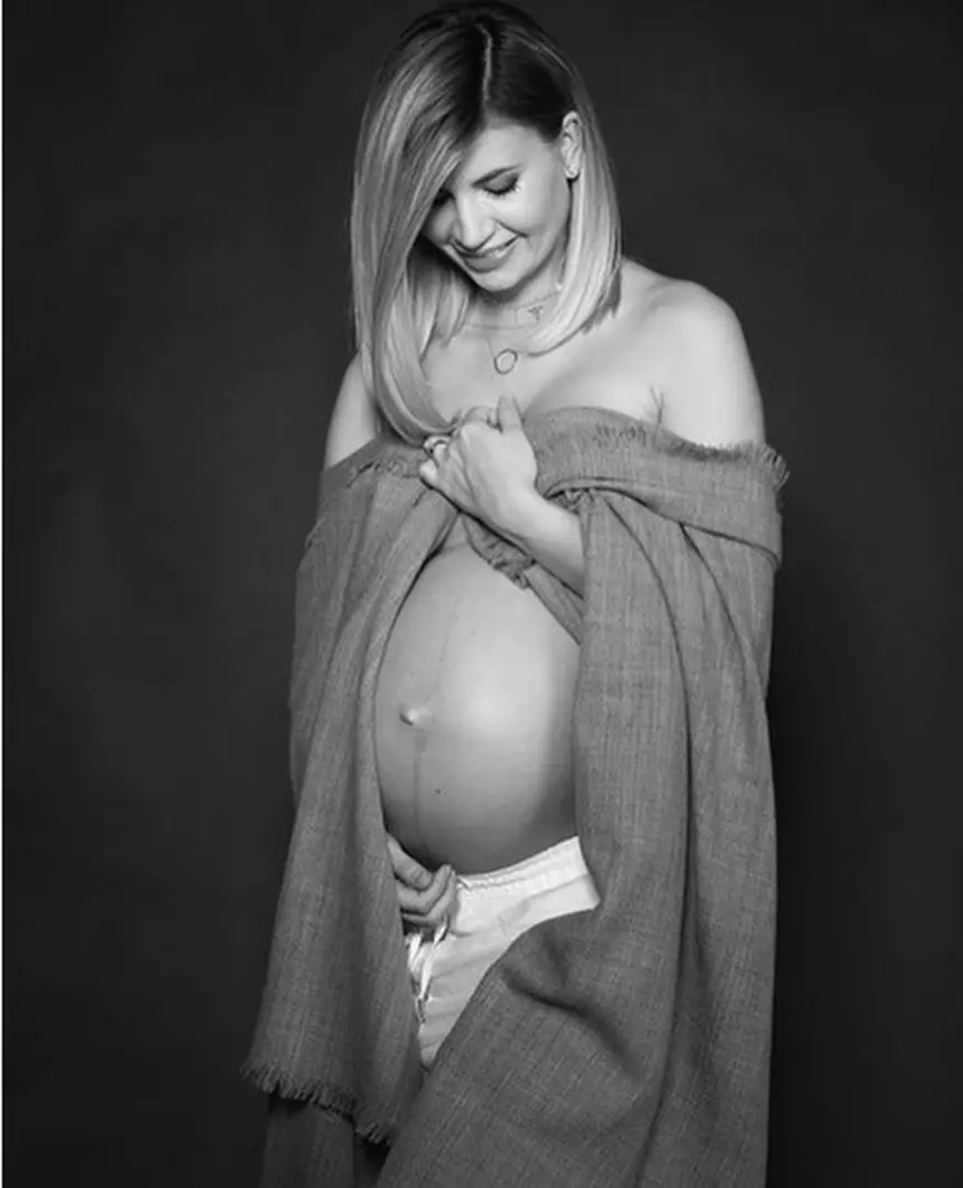 Soția lui Tudor de la Fly Project a slăbit spectaculos după naștere. A dat jos 10 kilograme