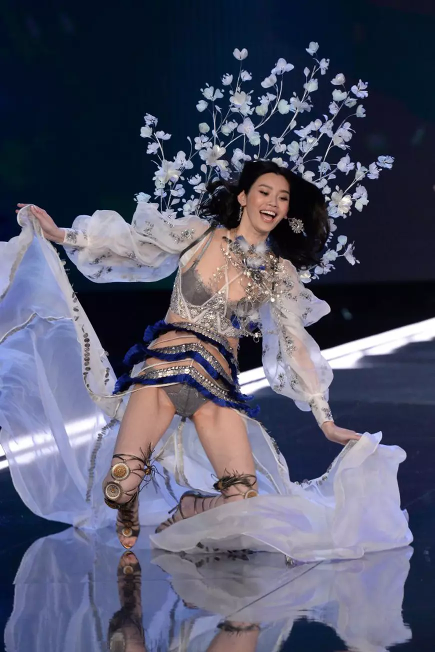 Incidente la showul Victoria's Secret din Shanghai