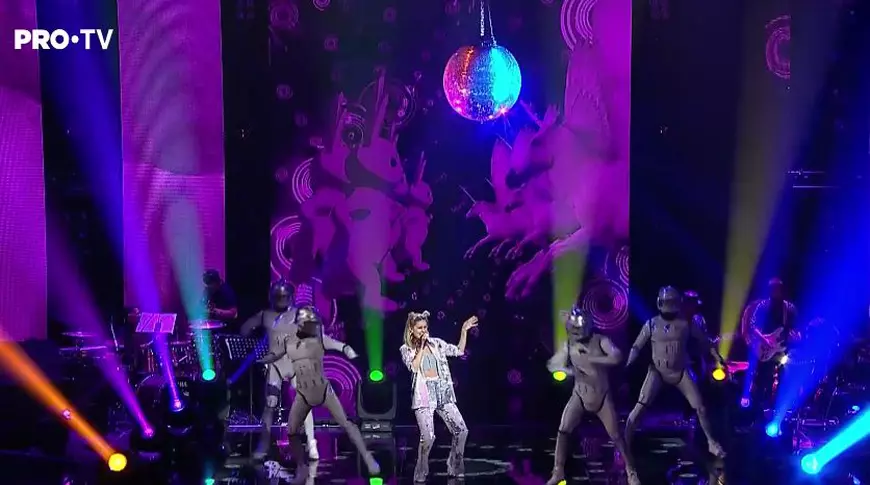 Tudor Chirilă, glume despre relația lui Smiley cu Gina Pistol: "Îi place cu iepuraşi"