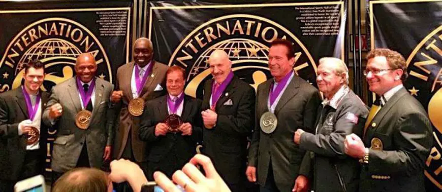 Bogdan-Dimitrie Niculae, românul premiat în Las Vegas alături de Don ”The Dragon” Wilson și Arnold Schwarzenegger
