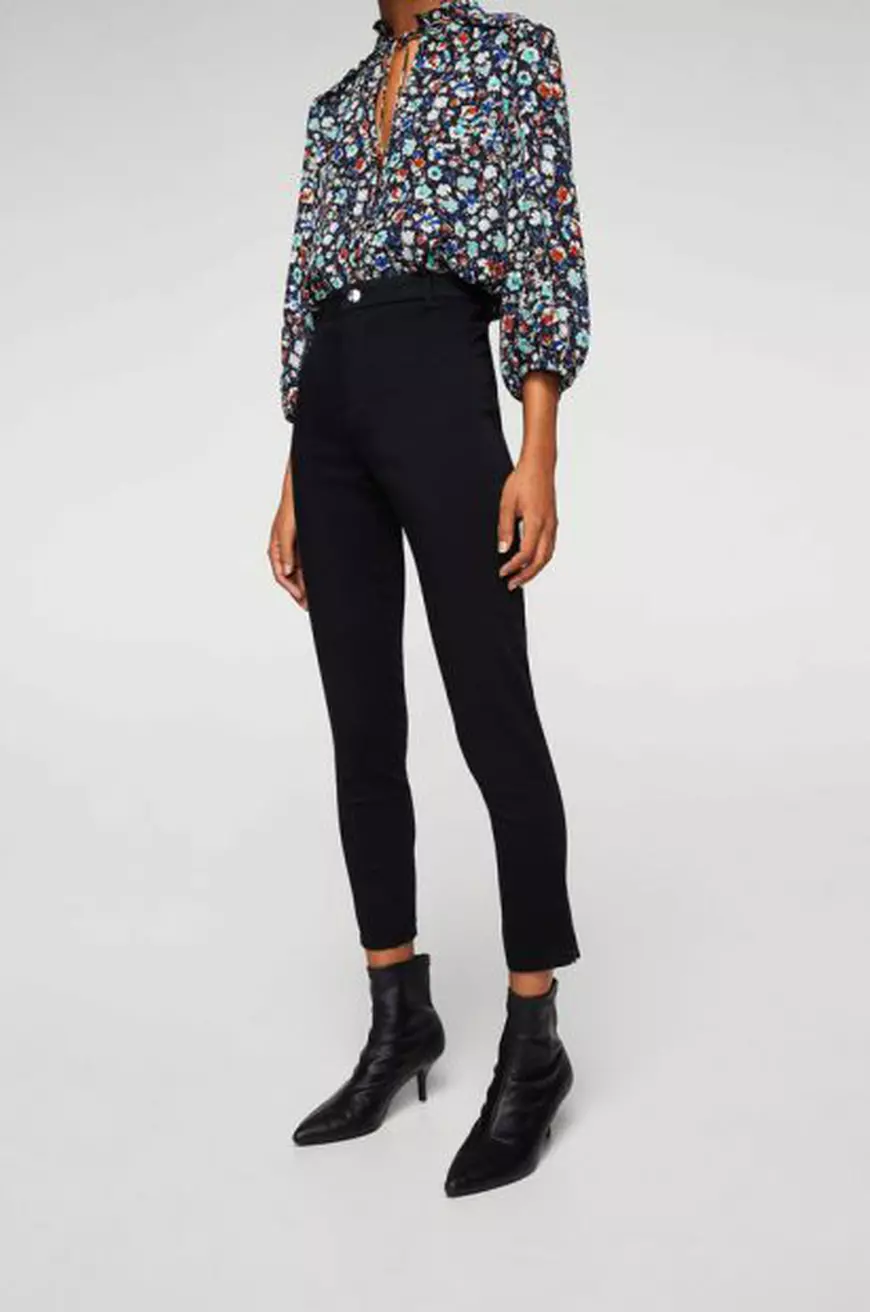 Smart shopping! Cei mai stylish pantaloni sub 200 de lei