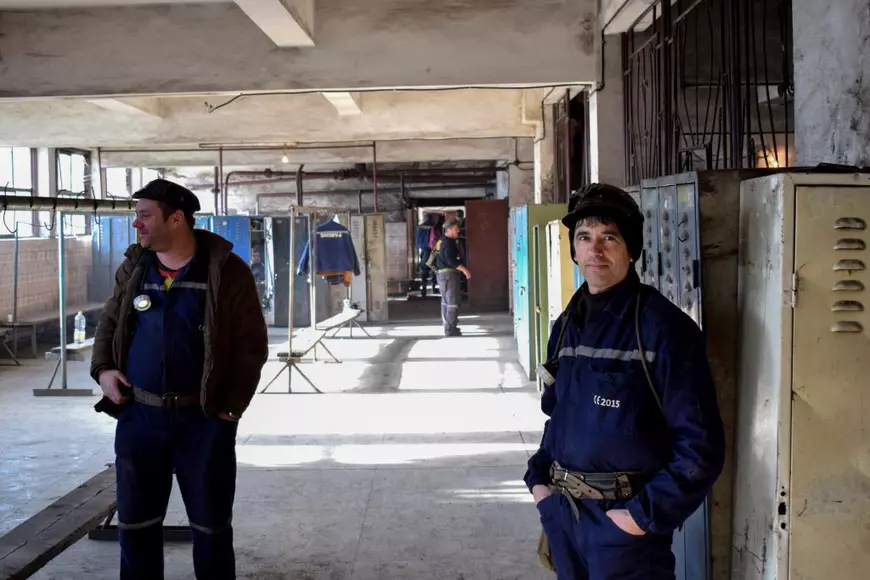 VIDEO | Reportajele Libertatea: ”Ultima tonă. Am fost miner la Uricani”, episodul 2: ”Mina și femeia nu te iartă”. Nici explozia