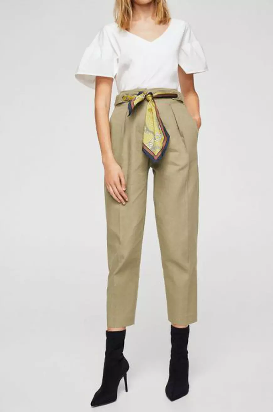 Smart shopping! Cei mai stylish pantaloni sub 200 de lei