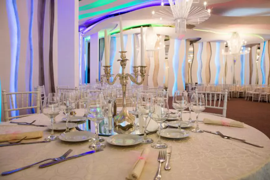 Show HOT pregatit de Corina pentru Revelion