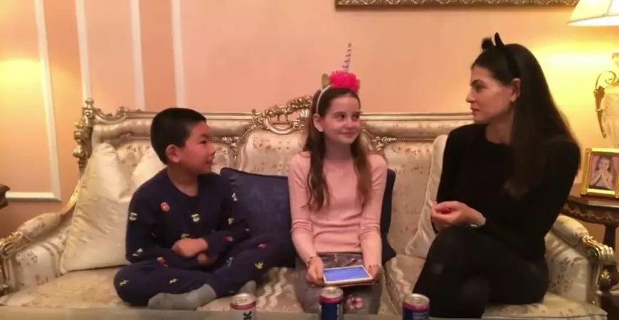 Irina Columbeanu o pune la mare încercare pe Monica Gabor. Vedeta vs. fiul vitreg | VIDEO