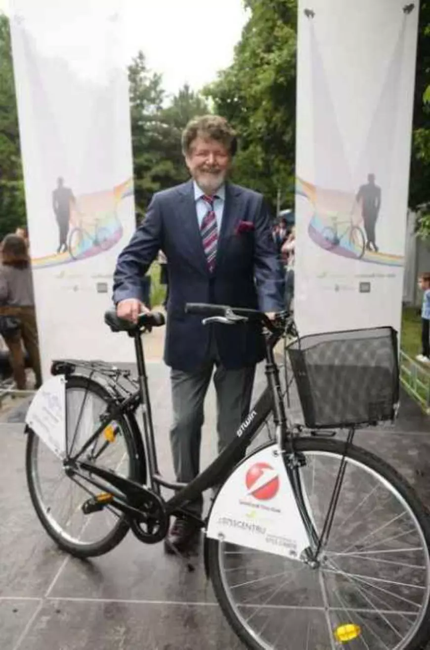 EXCLUSIV/ Secretul vitalității lui Zolt Kerestely la 83 de ani! Înoată câte o oră în fiecare dimineață