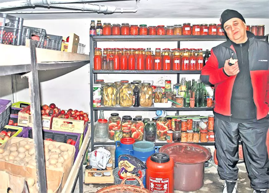 ”Țăranii” din muzica românească! Câțiva soliști celebri își găsesc liniștea în ogradă