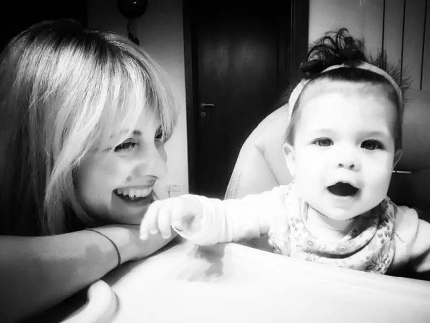 Simona Gherghe si fetita ei