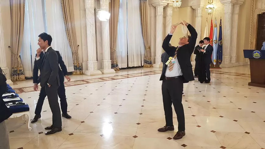 VIDEO | Premierul Japoniei, vizită istorică în România. A găsit țara fără Guvern, dar vrea să investească într-o magistrală de metrou.  FILMUL ZILEI