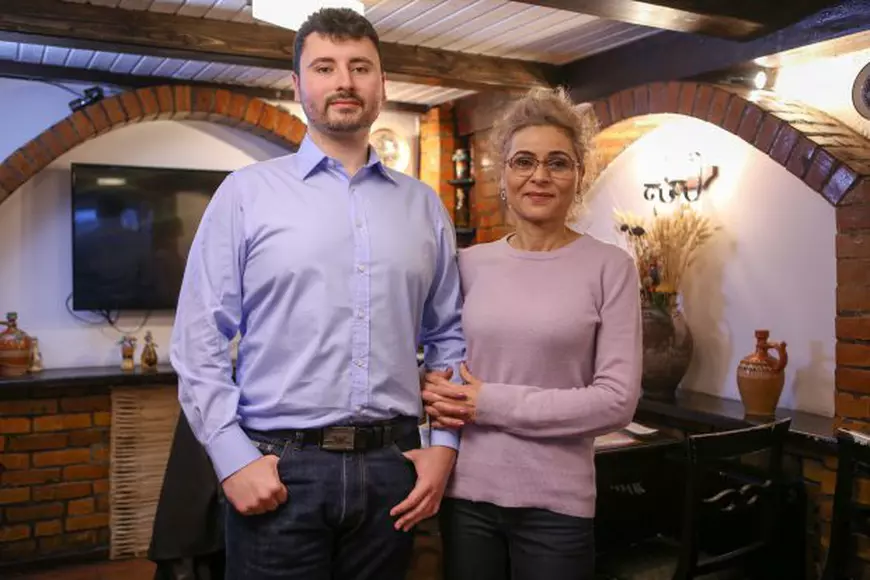 Alți patru băieți intră în reality show-ul Mă însoară mama!