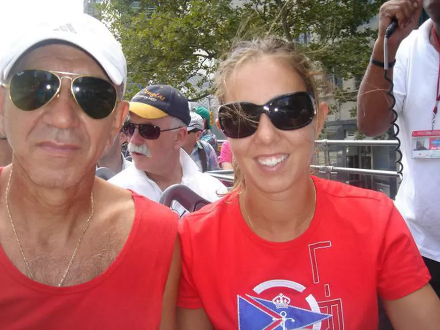 Mihaela Buzărnescu - Elise Mertens, finala turneului de la Hobart. Revenire de senzație, apoi cădere pentru ”Magic Miki”. Meci bramburit de ploaie: prosoape și aparate de uscat terenul