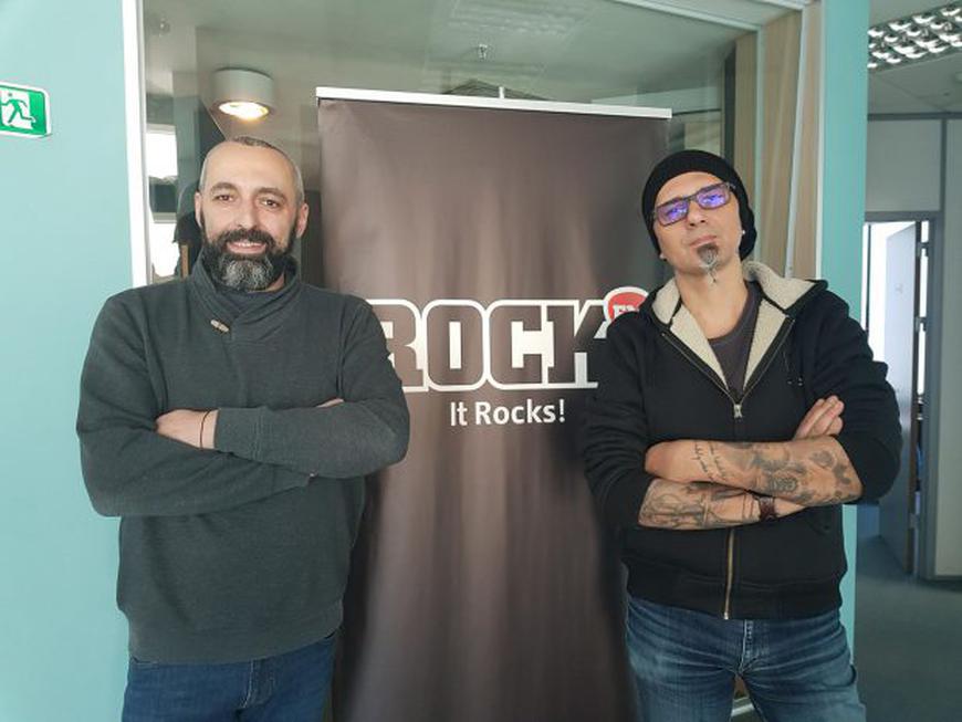Alex Dona Duce Glumele De La Times New Roman La Rock FM | Libertatea