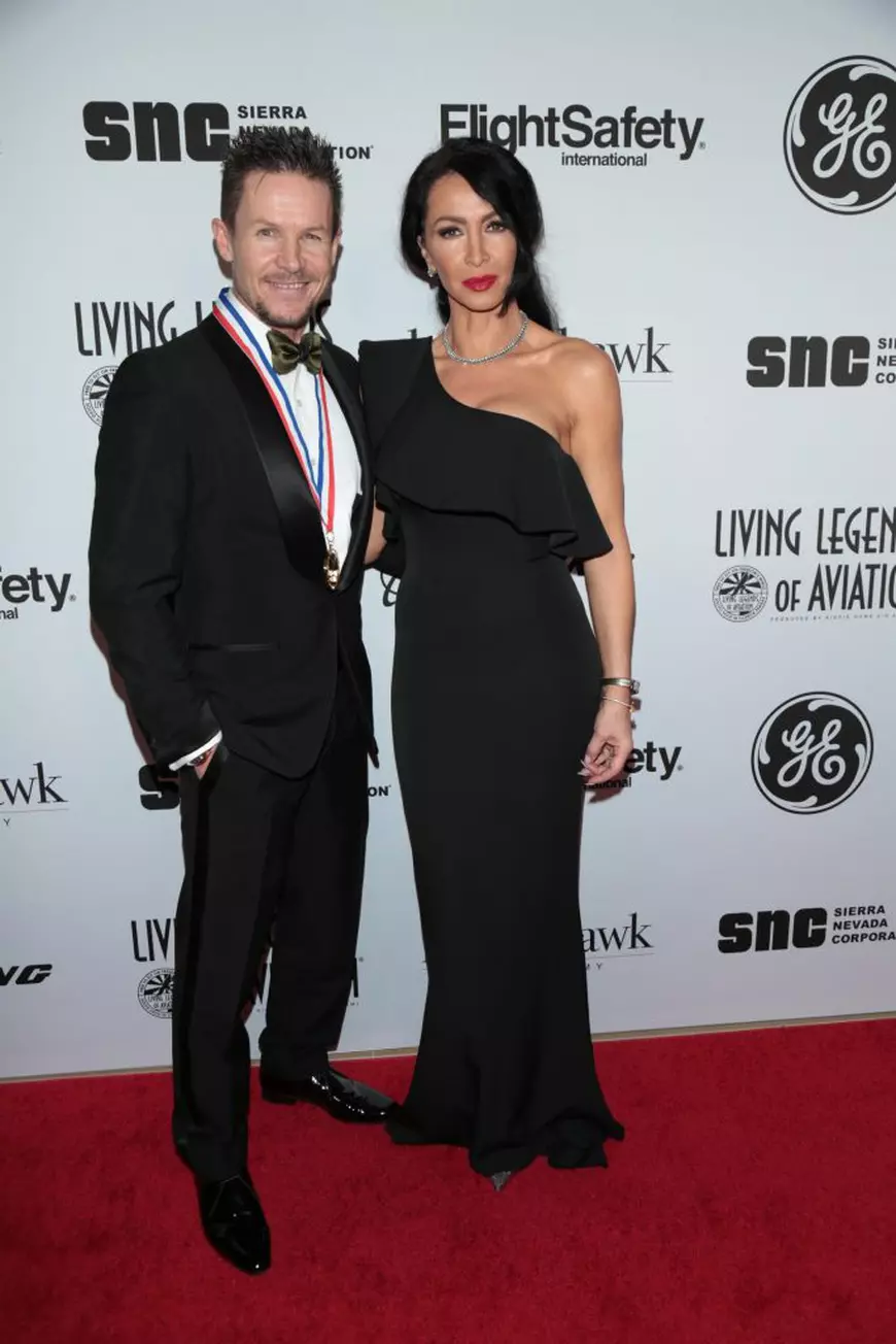 Mihaela Rădulescu a strălucit la brațul lui Felix Baumgartner la Living Legends of Aviation în Beverly Hills