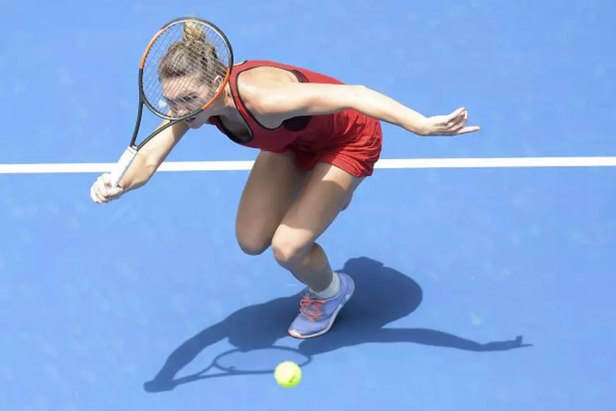 Simona Halep - Lauren Davis 4-6, 6-4, 15-13. Thriller de neuitat! Liderul mondial este în ”optimi”, după ce a salvat trei mingi de meci / VIDEO