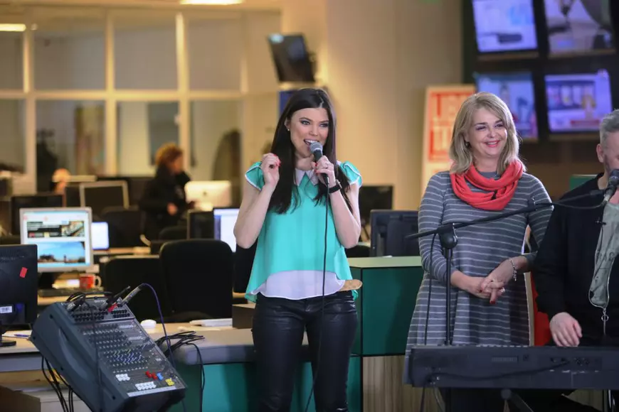 VIDEO EXCLUSIV/ De ce nu s-a îngrășat Paula Seling în preajma Sărbătorilor. „Am muncit foarte mult”