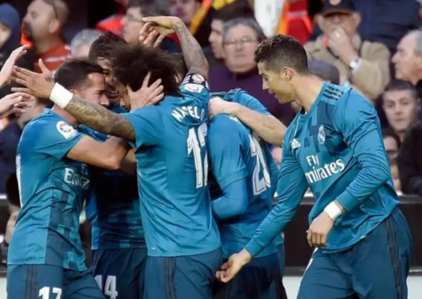 Jucătorii de la CFR Cluj l-au văzut pe Cristiano Ronaldo în Valencia - Real 1-4. Portughezul i-a bagat degetul în fund lui Marcelo | FOTO&VIDEO