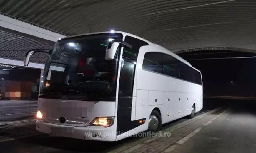 Mijlocul de transport preferat al bișnițarilor sunt autocarele care fac curse regulate România-Turcia