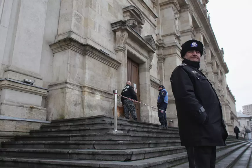 UPDATE / Alerta cu bombă de la Curtea de Apel București a fost falsă