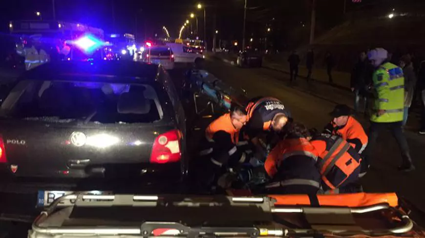 Familie lovită pe trecerea de pietoni la Constanța. Un copil de 3 ani, care era ținut în brațe de tatăl său, a murit