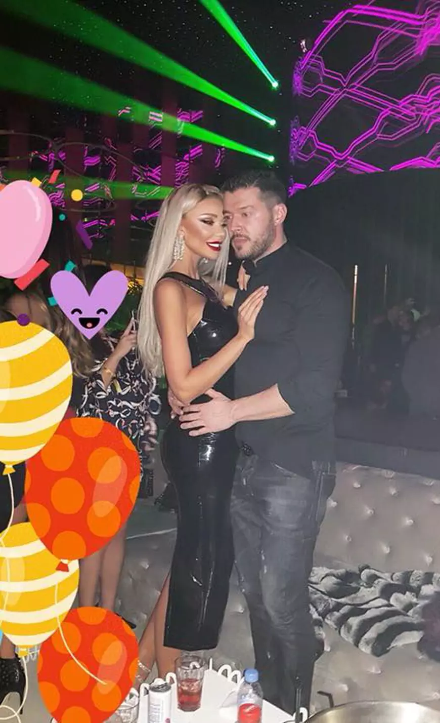Victor Slav și Bianca Drăgușanu s-au distrat în club. Îmbrățișarea care spune tot despre relația lor