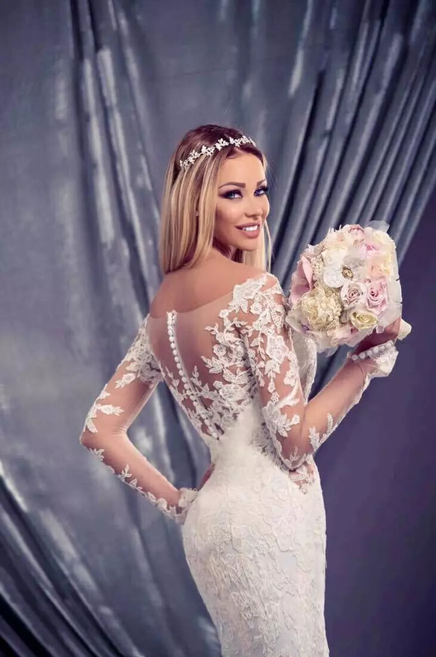 Cum își rotunjește Bianca Drăgușanu veniturile. Cât costă rochiile de mireasă pe care le face