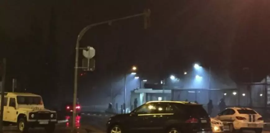 FOTO | Atac sinucigaș lângă ambasada SUA din Muntenegru