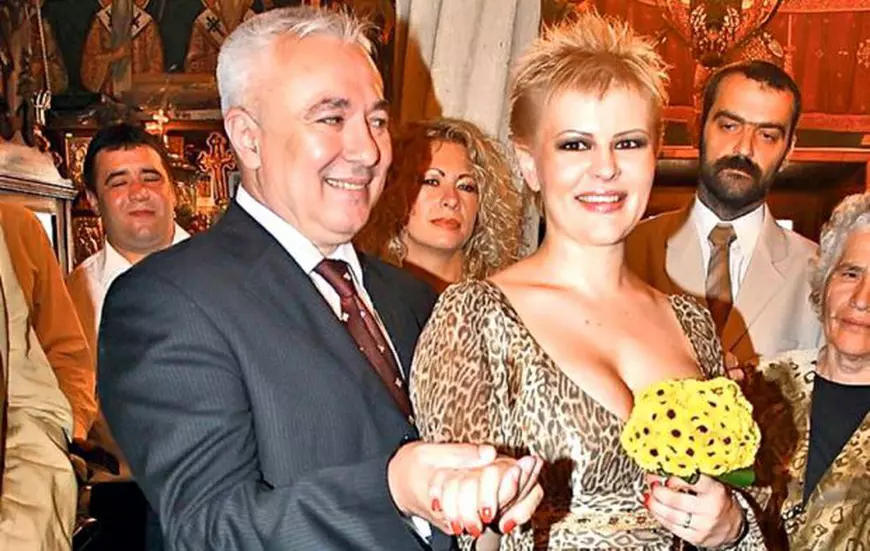 VIDEO/ Sanda Ladoși duce greul acasă. E și mamă și tată pentru copiii săi!