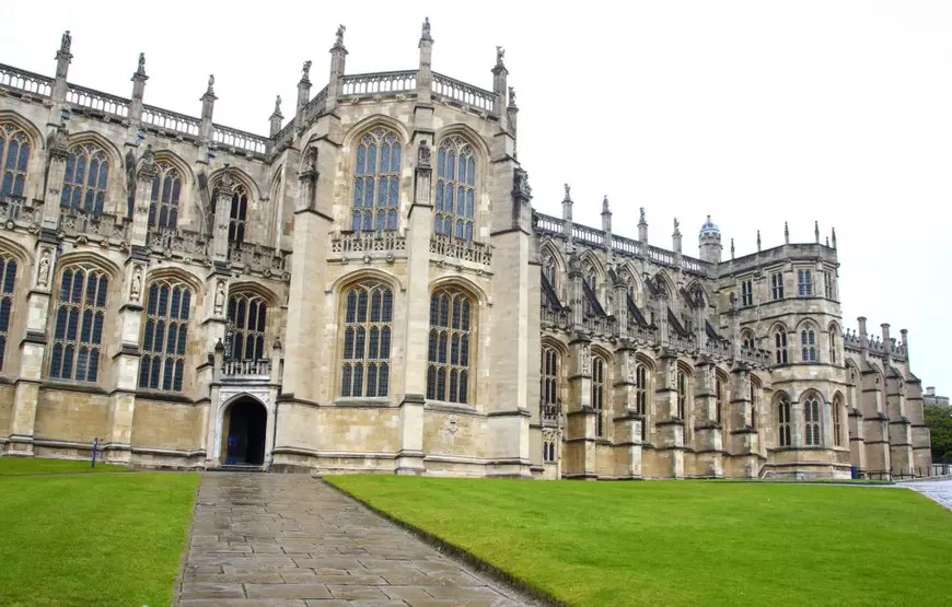 Prințul Harry și Meghan Markle au dezvăluit detalii despre nuntă