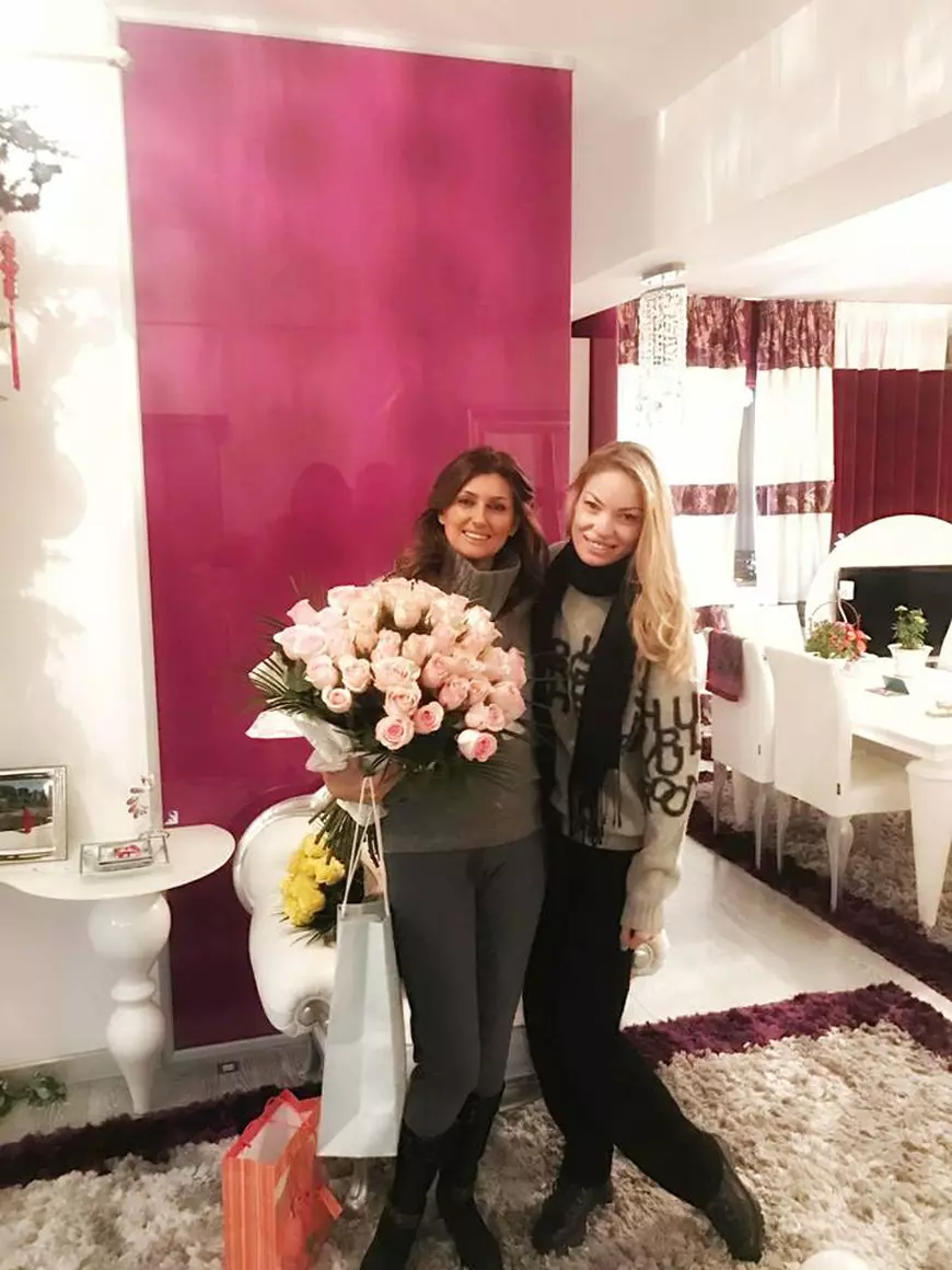 Valentina Pelinel, mesaj pentru nașa copilului. Ce i-a transmis blonda