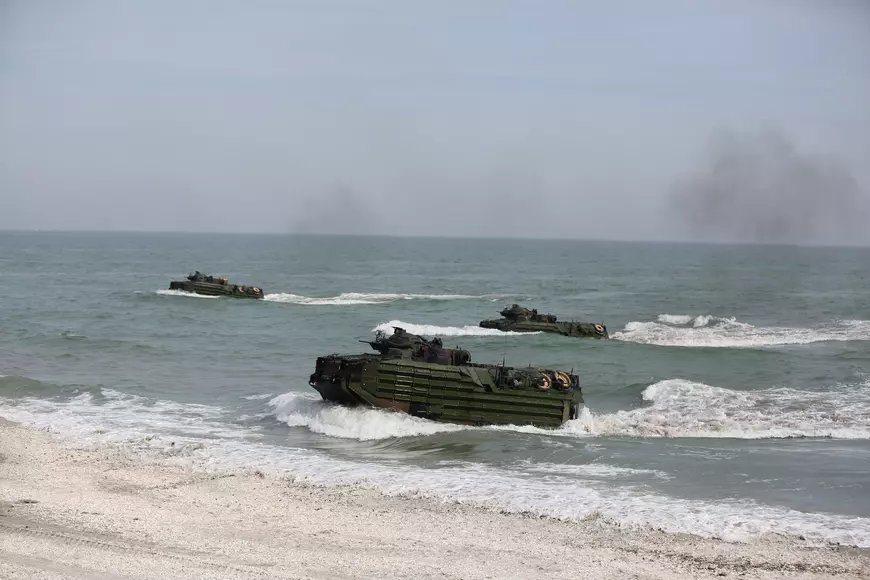 FOTO/1.700 de militari români și străini au luat cu asalt plajele de la Marea Neagră. Cel mai amplu exercițiu al forțelor navale