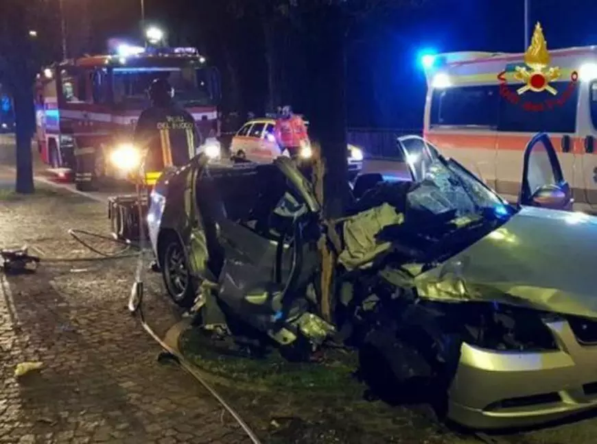Româncă de 19 ani, în comă după un accident cumplit în Italia. Imagini cutremurătoare de la fața locului