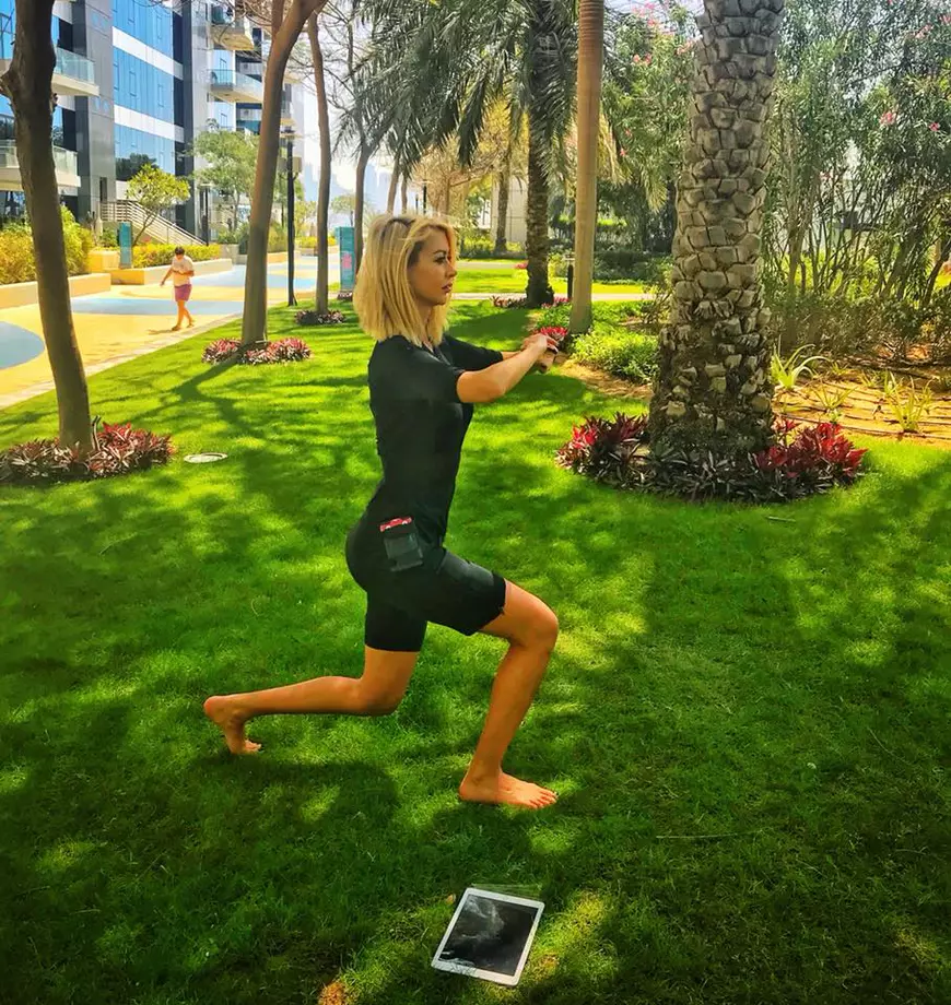 VIDEO EXCLUSIV/Iubitul Denisei de la Bambi „scoate untul” din ea! „Am super febră musculară”