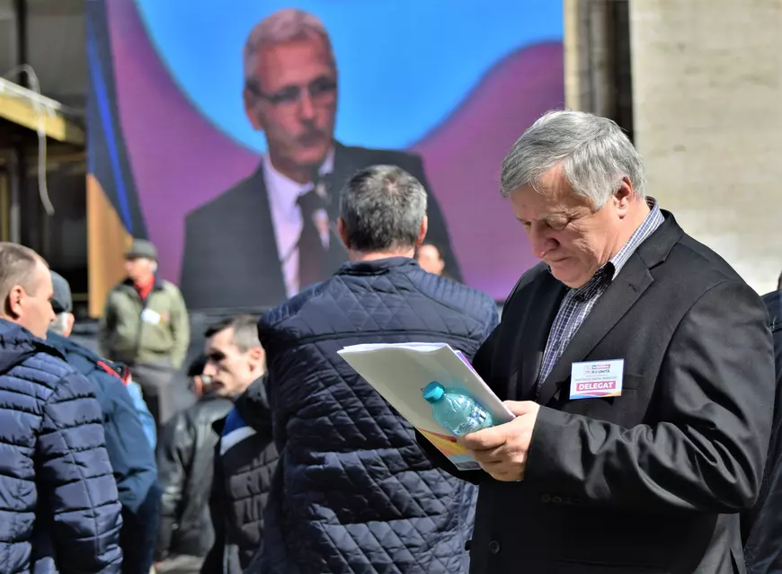 REPORTAJ VIDEO de la Congresul PSD. Dragnea s-a reîncărcat cu ,,forța binelui”, disidenții au fost executați