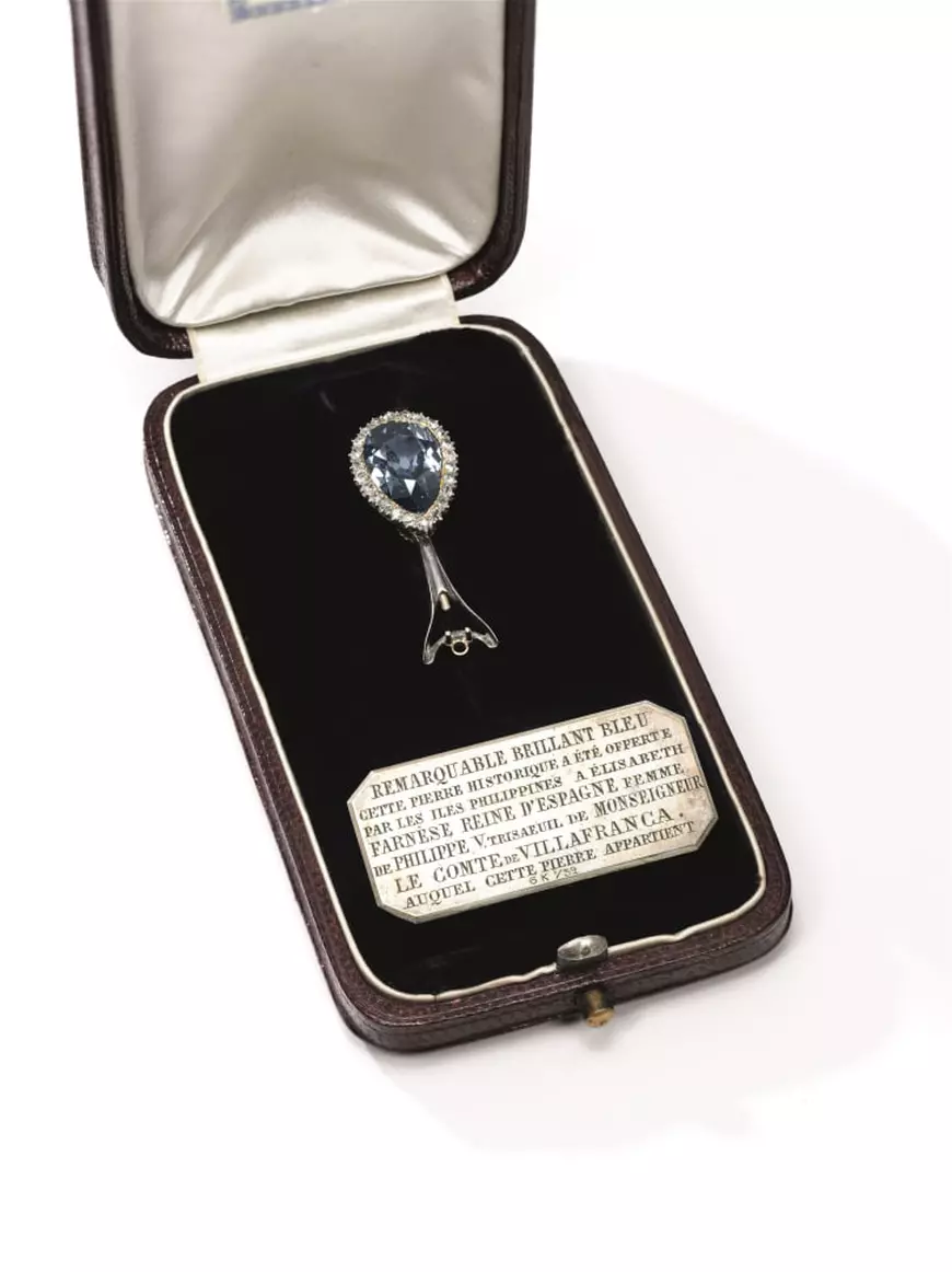 Un diamant regal va fi vândut pentru prima dată în istorie la o licitație