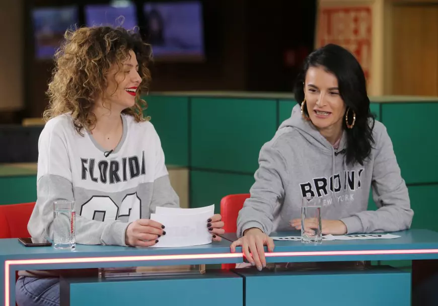 VIDEO EXCLUSIV/Fetele de la LikeOne au acceptat să răspundă la cele mai intime întrebări. Ruxy și Creața mai sincere ca niciodată la provocarea „Am/N-am”