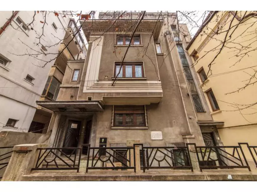 Casa în care a locuit actorul Constantin Nottara, scoasă la vânzare. "Căminul Nottara", imobil de patrimoniu, se vinde cu 750.000 de euro