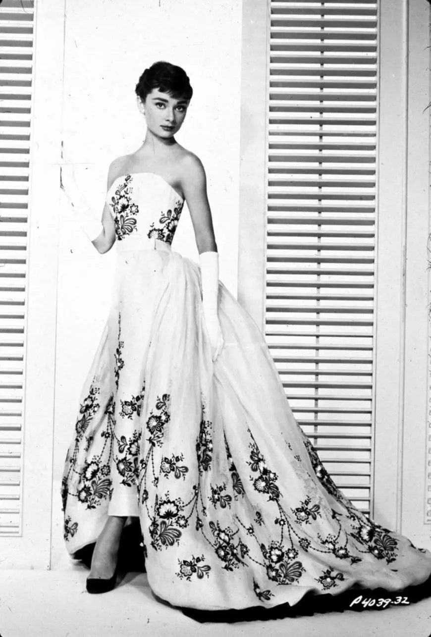 Povestea lui Hubert de Givenchy, creatorul unor rochii care au scris istorie