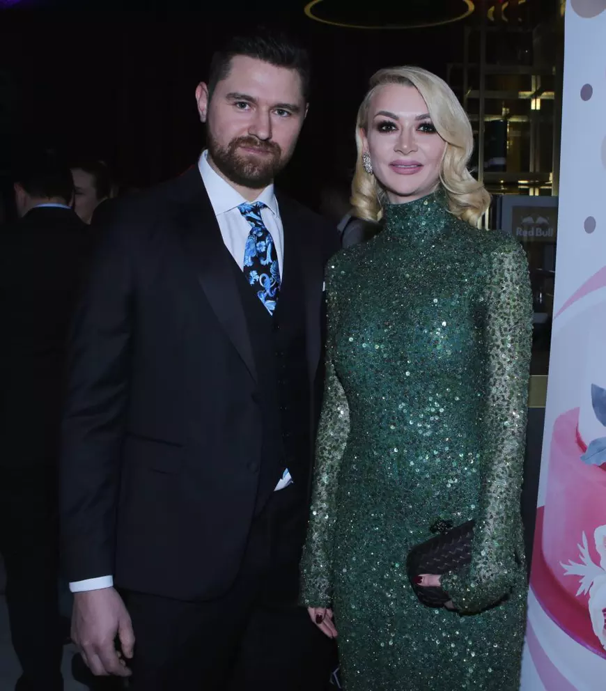 VIDEO EXCLUSIV/Iubitul Denisei de la Bambi „scoate untul” din ea! „Am super febră musculară”