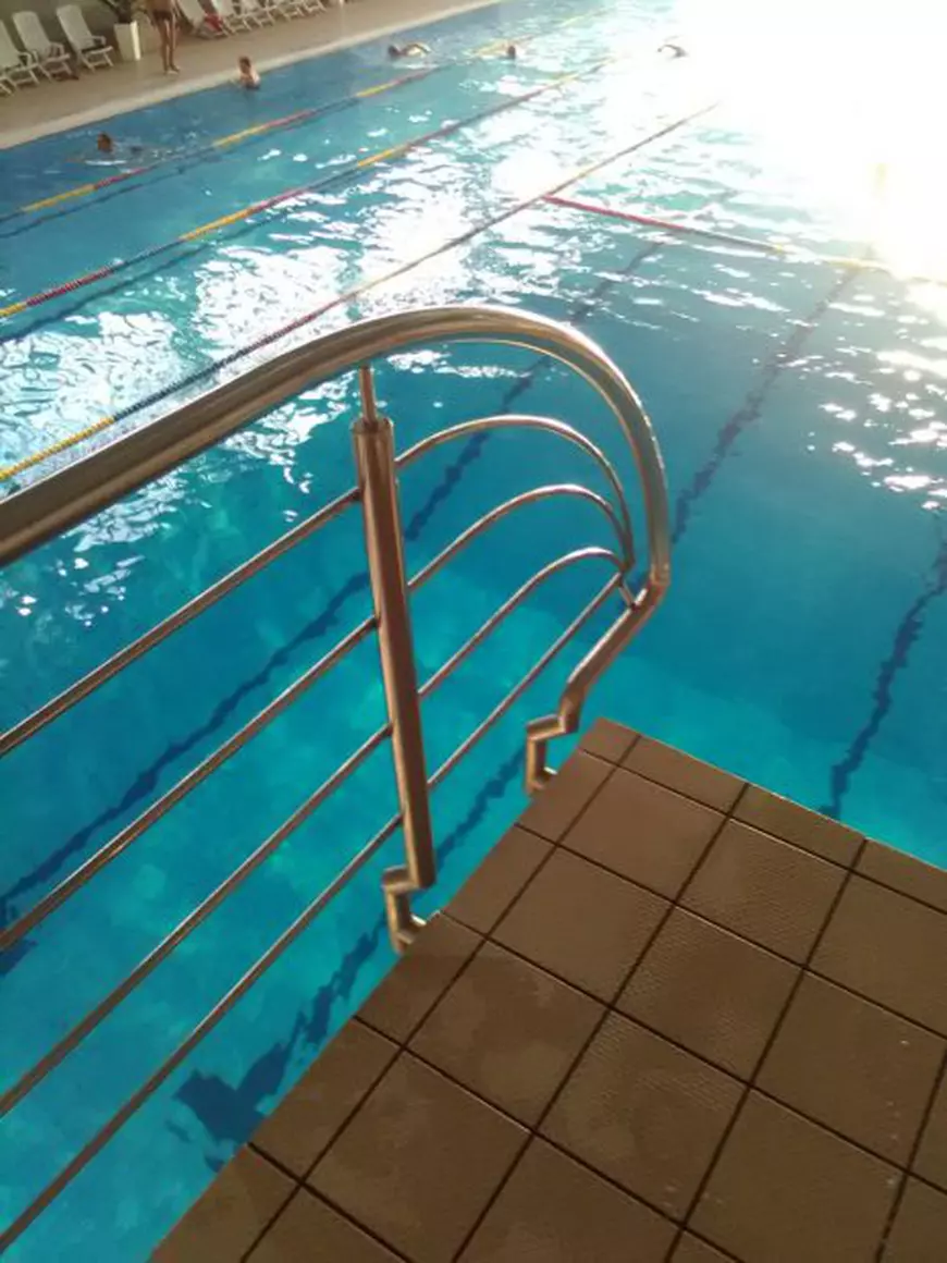 Un copil şi-a amputat două degete la Paradisul Acvatic din Brașov