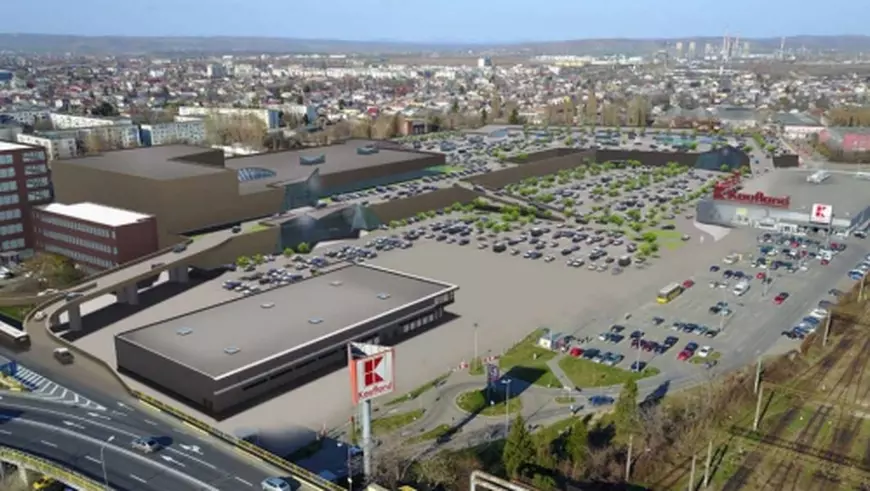 FOTO | Distracție pe locul în care a fost executat Ceauşescu