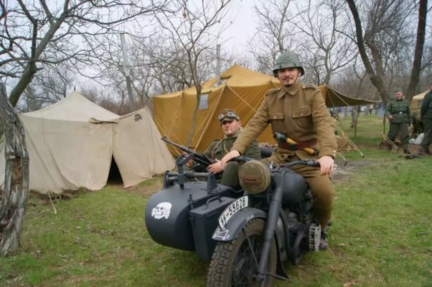 Consilier de la Primăria Capitalei, model într-o revistă pentru femei